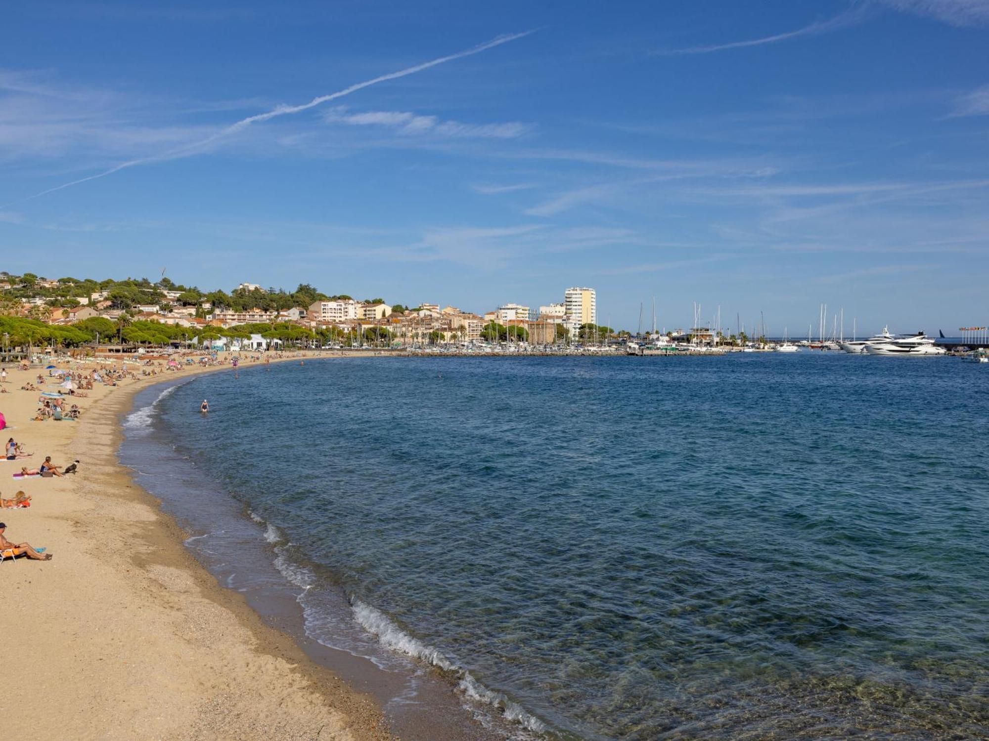 Apartment Les Pins Ensoleilles-6 By Interhome Sainte-Maxime Exterior photo